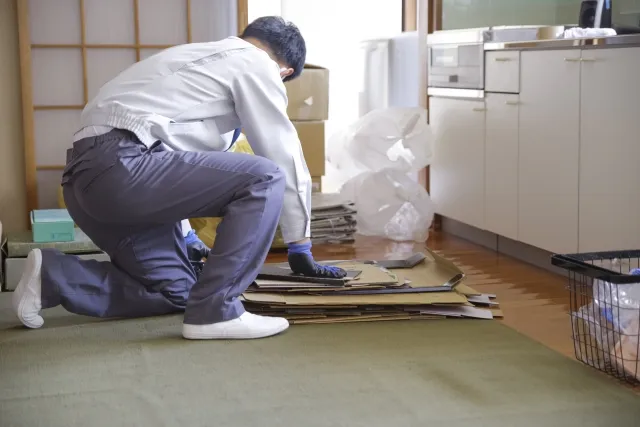 実家片付けを業者に頼む費用